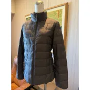 專櫃品牌 Uniqlo 優衣庫 超輕量防潑水立領羽絨外套（女）M號