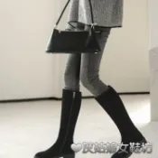 💋灰姑娘女鞋坊💋馬丁靴 騎士靴 長靴 女靴 機車靴 馬丁靴長筒不過膝靴2025新款平跟長筒靴女馬丁絨麵時尚多巴胺
