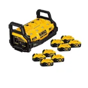 (店+)【DEWALT 得偉】1800W電源供應站/充電器5.0AhXR超鋰電電池 8電套裝(DCB1800B+DCB205)
