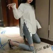 淘好物百貨店 FUXI 長袖上衣女 長袖t恤 中長版上衣 韓版寬鬆上衣 素面打底衫 內搭上衣 素T 女裝 衣服 側開叉上衣【AC21】
