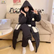 花田小窩 免運 公司貨 居家服 居家服 羽絨居家服 秋冬季羽絨睡衣女三層夾棉加厚加絨長款連帽睡袍珊瑚絨家居服套裝 可開發票 全館八折 工廠現貨直銷 新品特價 h11212