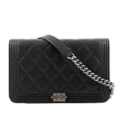 【CHANEL】Boy Chanel 荔枝皮革仿舊銀鍊WOC(黑色)_展示品