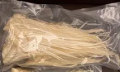 鯊魚片骨（100g/99元/）乾魚皮 乾魚膠 乾魚骨 鯊魚骨 魚翅骨 高湯