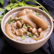 (店+)藥膳花生豬腳湯 500g/包 | 解凍後加熱 即可食用【上野物產】