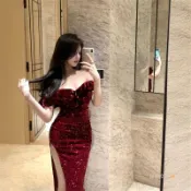 法式氣質一字肩酒紅色魚尾訂婚禮服 晚禮服 亮片宴會開叉包臀長裙子 法式洋裝 紅色長禮服 尾牙 喜宴 主持人禮服洋裝 長禮