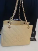 Chanel香奈兒 金鍊 經典雙C Logo小豆腐包肩背包㊣ 二手特價☆包狀況新☆真品~賣場有LV/Mini CoCo/2.55/可參考↘