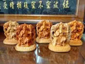 【靜福緣】崖柏木雕神尊『雙面雕刻 關聖帝君(關刀款) 』限量促銷 高8.6cm 關公義薄雲天正氣凜然金尊木雕神尊