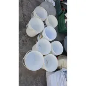 【便宜出清】二手白色塑膠空桶 5加侖萬用桶（直徑30x高37cm）｜儲水桶 清潔桶 垃圾桶 廚餘桶