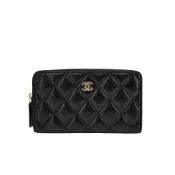 【BreezeOnline 微風精品線上】Chanel 展示品 金雙C Logo菱格粒紋牛皮拉鍊中夾(AP0226-黑)