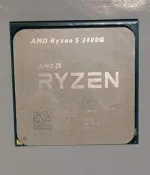 AMD超微 Ryzen 5 2400G 4核8緒 內顯 AM4 處理器 R5-2400G/附風扇