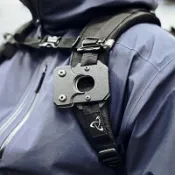 鴻運通商行 戰術單指虎戶外EDC求生應急小工具鋁合金便攜破窗防身molle裝備