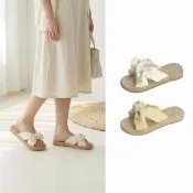 【SOFE MORE】皮面蝴蝶結拖鞋 拖鞋 一字拖鞋 交叉帶 草編樣拖鞋 穩固 止滑 柔軟 平底 涼拖鞋 女鞋