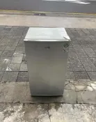 樂居二手家具 2手傢俱拍賣RE6082305CJJE*聲寶95公升單門冰箱*冷藏冰箱 營業用冰箱 中古家電 液晶電視 滾
