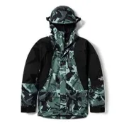 【The North Face】限量ICON 3效能_防水透氣防風耐磨連帽外套(5B39-36D 極限迷彩 N)