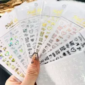 ✨戴老師-現貨✨B 韓國3D指甲貼紙 外熱銷心形LOVE字母美甲貼紙 INS風純色愛心情人節指甲裝飾 燙金貼紙 燙銀貼紙
