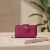 【台灣現貨】FOSSIL Bryce Multifunction 真皮造型扣帶短夾 女用皮夾 SWL2863670