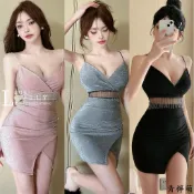 亮閃閃露背性感吊帶短裙開叉禮服v領低胸夜店包臀連身裙正韓洋裝 性感洋裝 辣妹洋裝 夜店洋裝 氣質洋裝 收腰洋裝 顯瘦洋裝