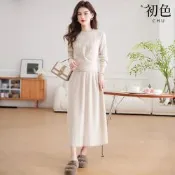 初色 優雅風圓領長袖扭結設計感毛衣上衣+A字純色半身裙長裙套裝-共3色-15455(F可選)