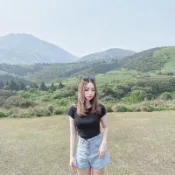 someone jeans 反摺腰瘦短褲 原價890(S~XL)B0017749A04