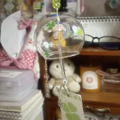 🎶桃園出貨🎶新款手工玻璃四葉草風鈴成品創意臥室掛件夏日和風門飾送女友禮物