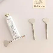 (店+)迷你愛心擠牙膏器-護手霜適用 (旋轉擠護手霜器 洗面乳 牙膏夾 軟管 護手霜 擠壓器)