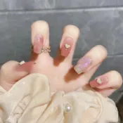 📍上新熱賣🔥穿戴式指甲貼片豆沙粉立體愛心少女風腮紅漸變可拆卸甲片貼