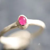 Pinkoi 代購 - 【泰國．尖竹汶嚴選】高透明度且帶星芒！緬甸產紅寶石．銀戒指【秘星】