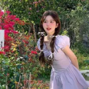  韓系洋裝 修身洋裝 夏季洋裝 氣質洋裝 韓版洋裝 洋裝連身裙 法式黑色褶皺v領露背連衣裙女夏高級感小衆設計收腰純欲百褶