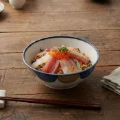 【Just Home】日本製波點輕量瓷5.5吋湯碗(360ml 可微波 碗 盤 點心碗 湯碗)