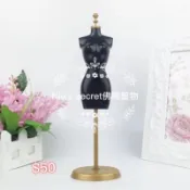 🔥現貨🔥衣架 供奉 還願 佛牌 聖物 周邊 芭比衣架 娃娃衣架
