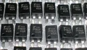 光藕合電晶体 (TOSHIBA TLP781F-GR ) DIP-4 80V CTR=100~300%