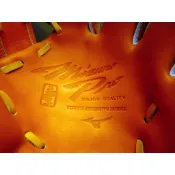 {圓圓小舖}全新日本製硬式 MIZUNO PRO東京限定版 美津濃金標 外野T網擋鈴木一朗ICHIRO 職業級皮革