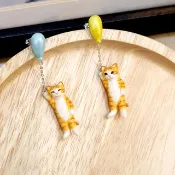 Orange cat with balloon 耳環，Dangle & Drop 耳環，Orange cat 耳環