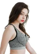 【京美】3件組 竹炭銀纖維無痕雕塑內衣1件+竹炭銀纖維涼感女內褲2件(三角款)