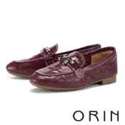 ORIN  手抓羊皮金屬飾扣樂福鞋 酒紅