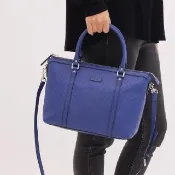 【GUCCI 古馳】新版經典雙G LOGO小牛皮壓紋手提兩用包托特包(寶藍)