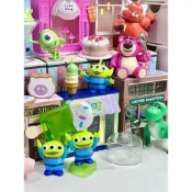 (店+)【Disney 迪士尼】迪士尼 皮克斯 開心甜品街 限定公仔盲盒 盲抽 盒玩 盲盒 三眼怪 抱抱龍 熊抱哥 火腿豬 美美 大眼仔 毛怪 怪獸大學