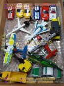 CAR [意者留言] 無盒 非原封 工程車 車 SIKU  (  飛機 直昇機 )