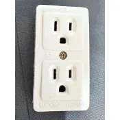 隆光 接地二聯明插座 LK3214K  15A125V