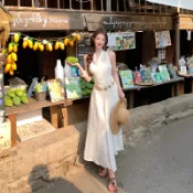 送腰帶 甜美大擺裙 白色洋裝 無袖 蕩領連身裙 法式氣質設計感 無袖掛脖 收腰顯瘦公主裙