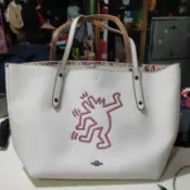 Coach聯名Keith Haring托特包,旅行袋，漁夫帽側背包,卡夾/MK短夾，手提二用包
