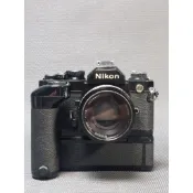 二手不議價 底片機 nikon_fm2 經典黑機身，蜂巢式簾幕，含電卷及鏡頭，不拆賣