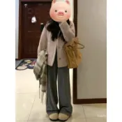 今日穿搭 韓風 小眾 女款 女套裝 流行穿搭 今年爆款毛呢外套女秋冬季甜美穿搭修身針織連帽衛衣三件套闊腿褲 6XYC