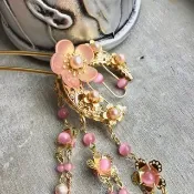 喵手作~月彎彎髮釵/金、粉色系