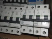 GE 奇異 斷路器G2000  2P 2A-32A 迴路保護器  微型斷路器 小型斷路器 無熔絲開關 (h1d1)