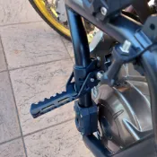 mewmewcat 摩托車前腳釘公路折疊腳踏板夾具休息踏板 22-25 毫米替換件適用於 R1250GS R1200