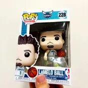 [李大] 正版現貨 Funko POP NBA 黃蜂隊 三球 球弟 LaMelo Ball 聯盟版球衣 #228