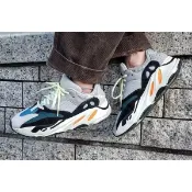 Yeezy boost 700 OG 經典時尚百搭運動慢跑鞋 B75571 男女鞋