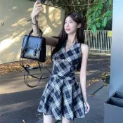 【格紋洋裝】黑白格紋掛脖繫帶洋裝 收腰顯瘦 春夏新款 連身裙 掛脖洋裝 辣妹風 氣質長裙 女裝 度假穿搭 約會穿搭