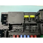 一代TIIDA/LIVINA /藍鳥Bluebird保險絲控制模組/斷電器控制盒總成（284B7-ED05B）原廠新品